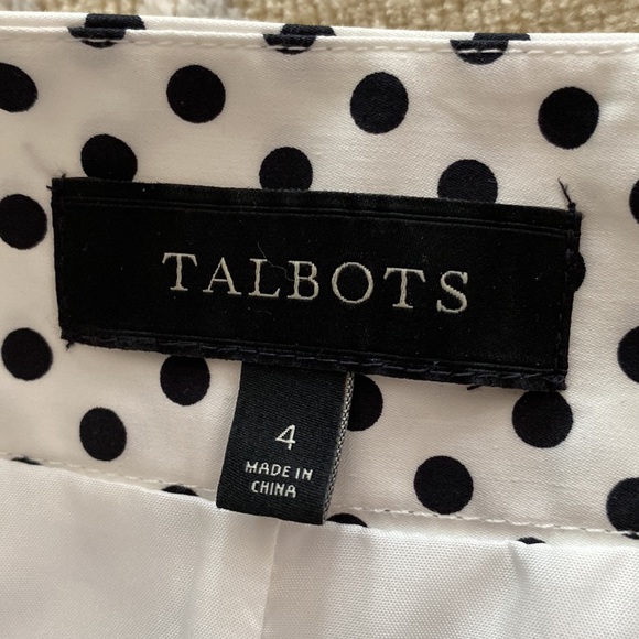 Skit - Picture 2 of 6